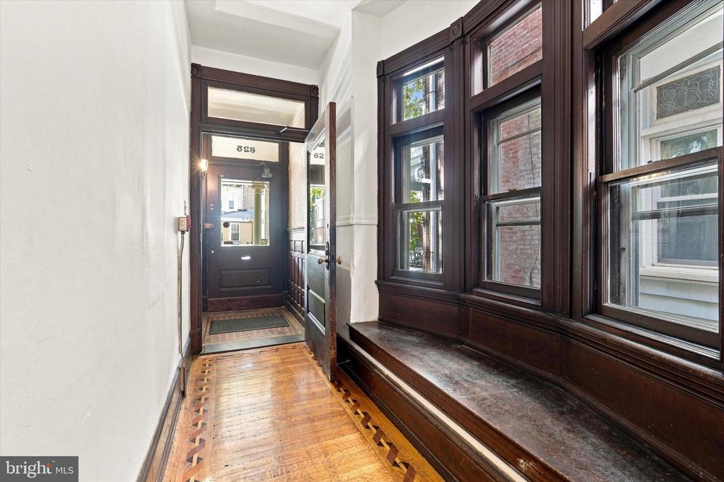 825 S 49TH STREET
