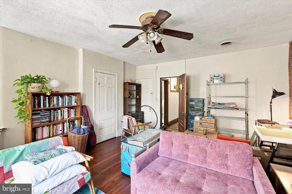 825 S 49TH STREET