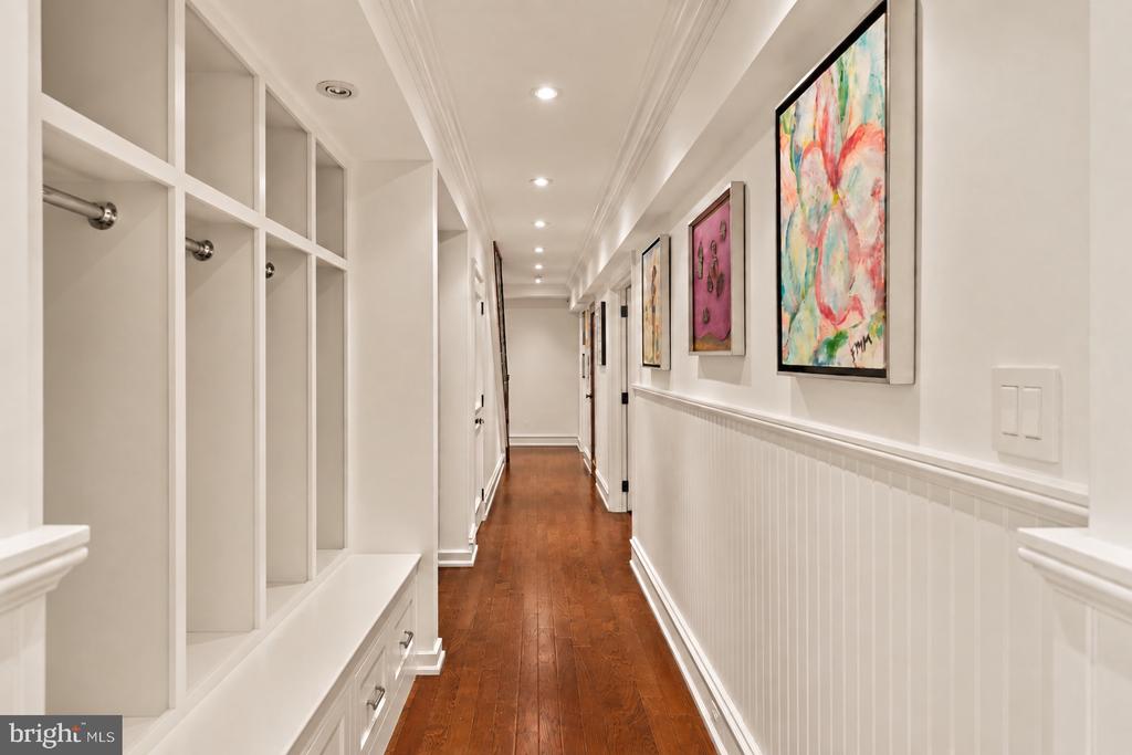 2015 DELANCEY PLACE