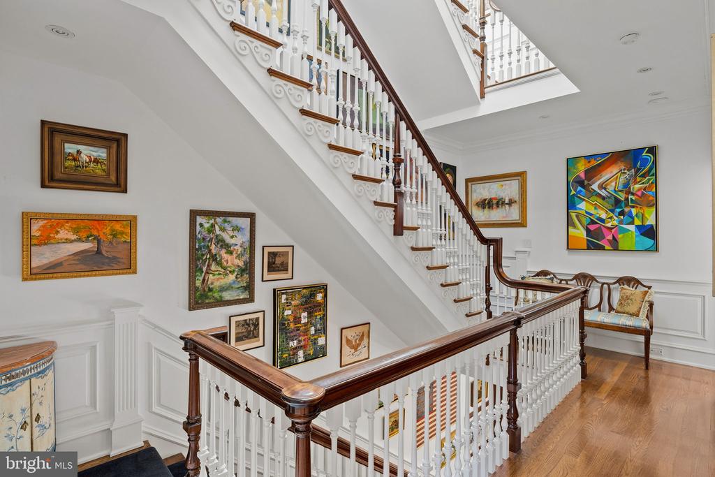 2015 DELANCEY PLACE