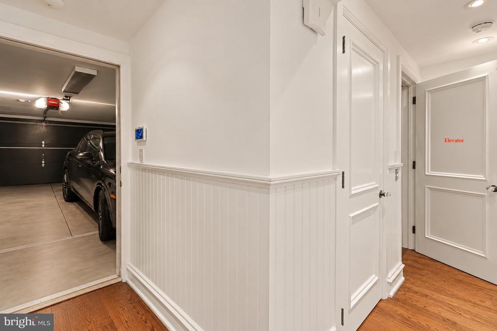 2015 DELANCEY PLACE