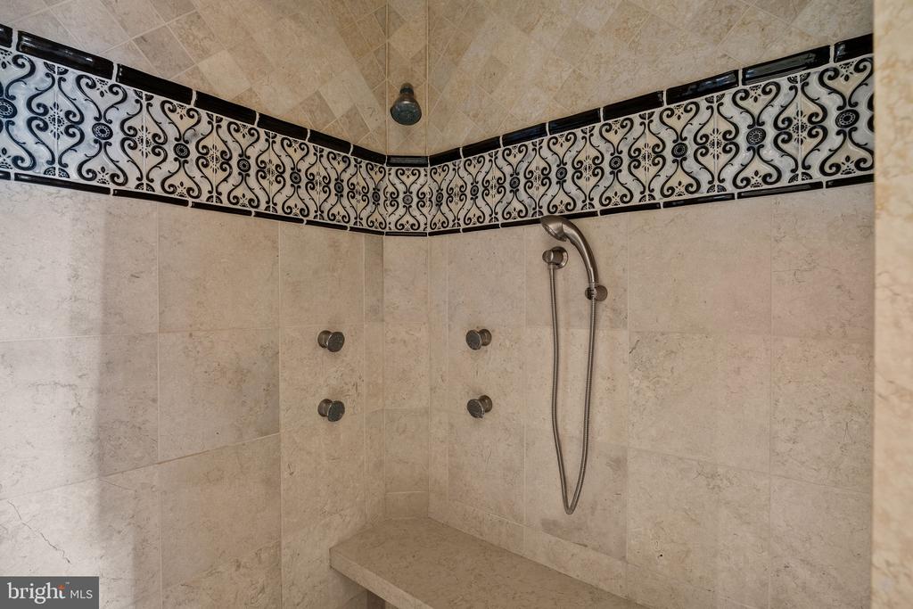 2015 DELANCEY PLACE