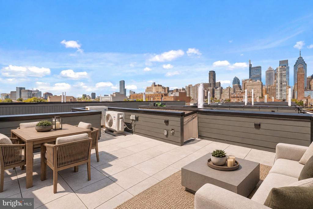 722 S 17TH STREET