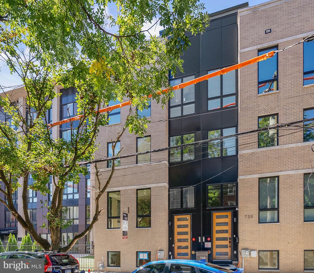 722 S 17TH STREET