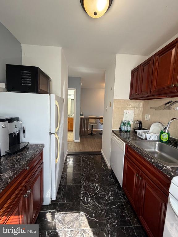 9921-00 BUSTLETON AVENUE Unit: Y10