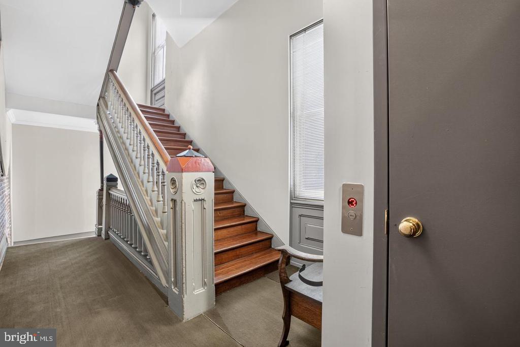 234 S 3RD STREET