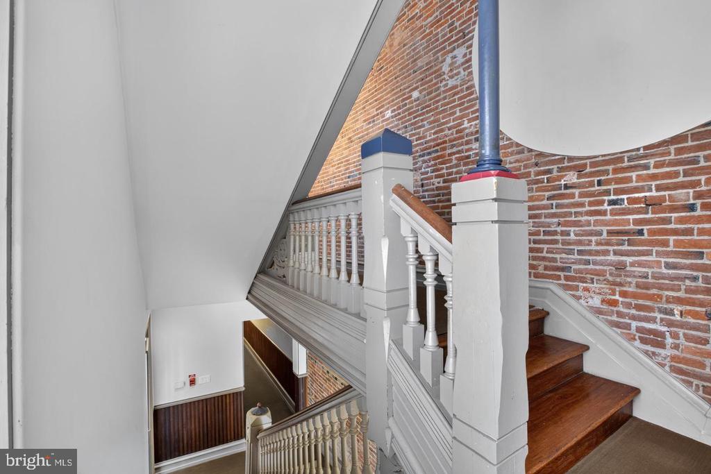 234 S 3RD STREET