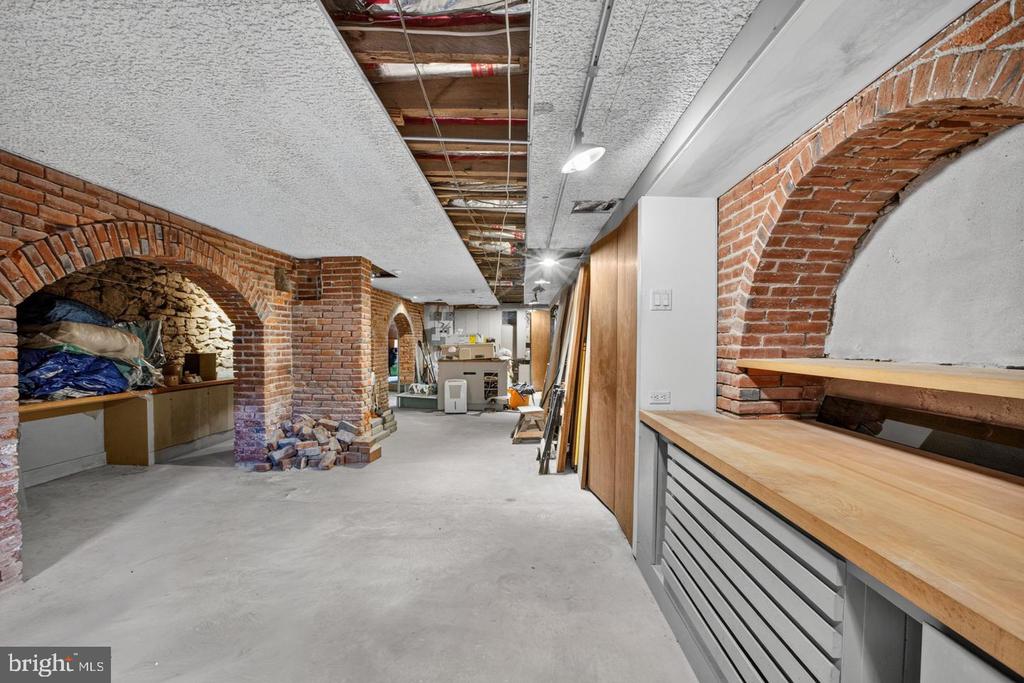 234 S 3RD STREET