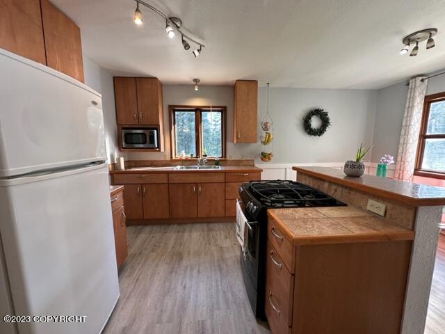 34565 N North Fork Road