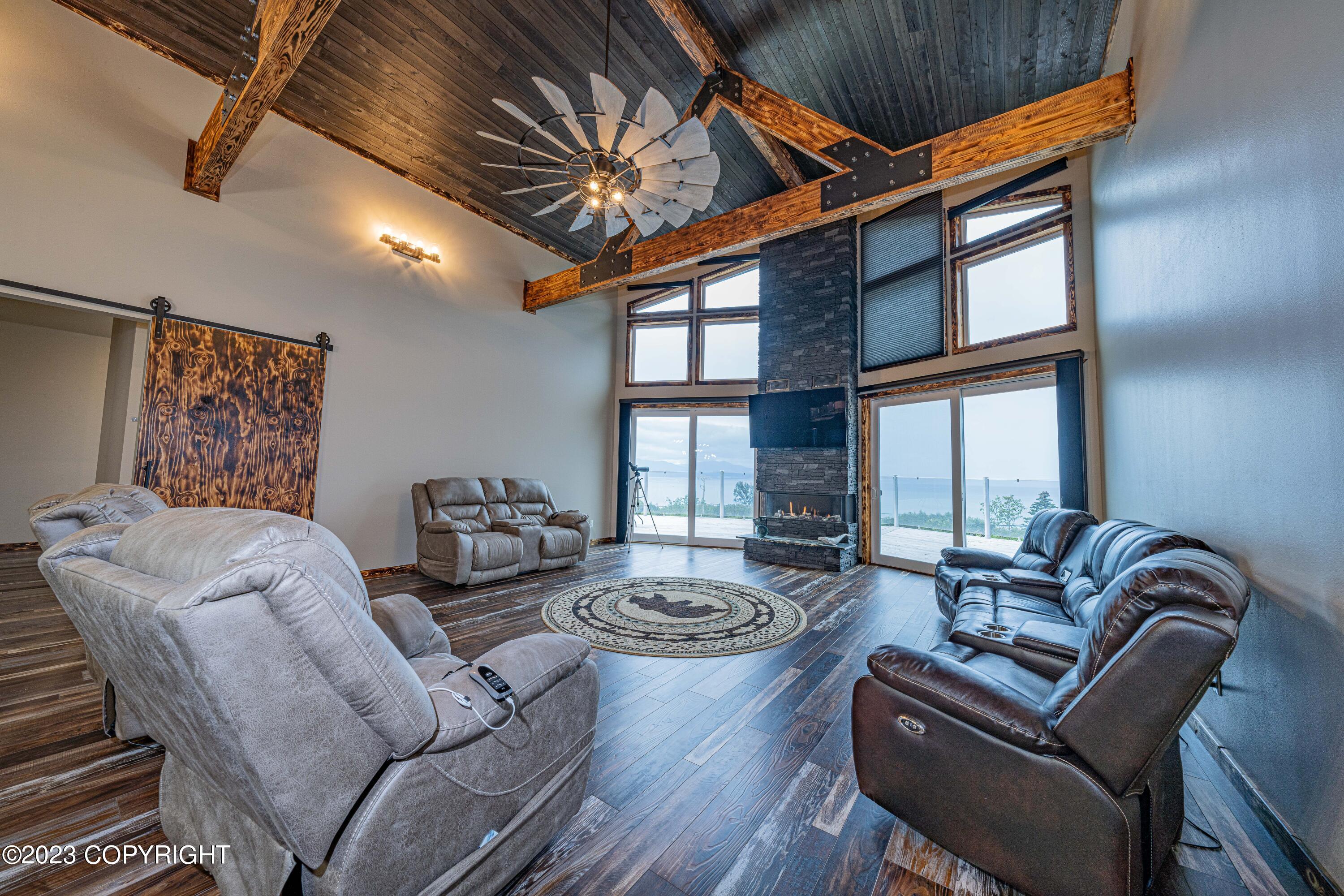 1546 Sterling Highway