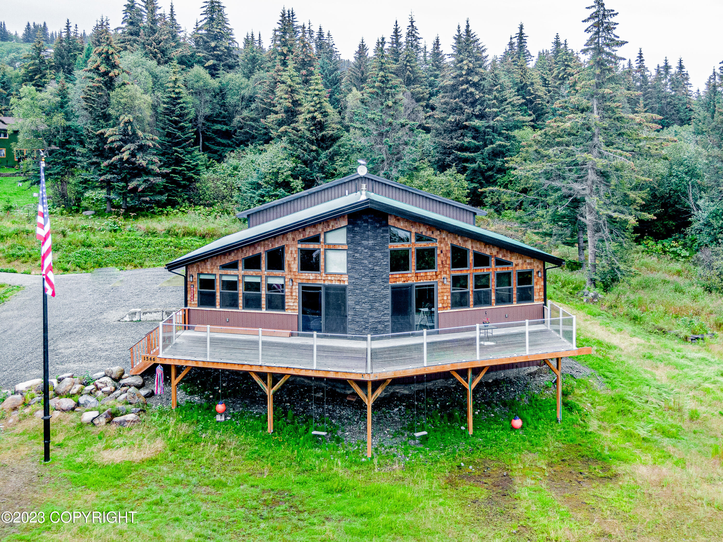 1546 Sterling Highway