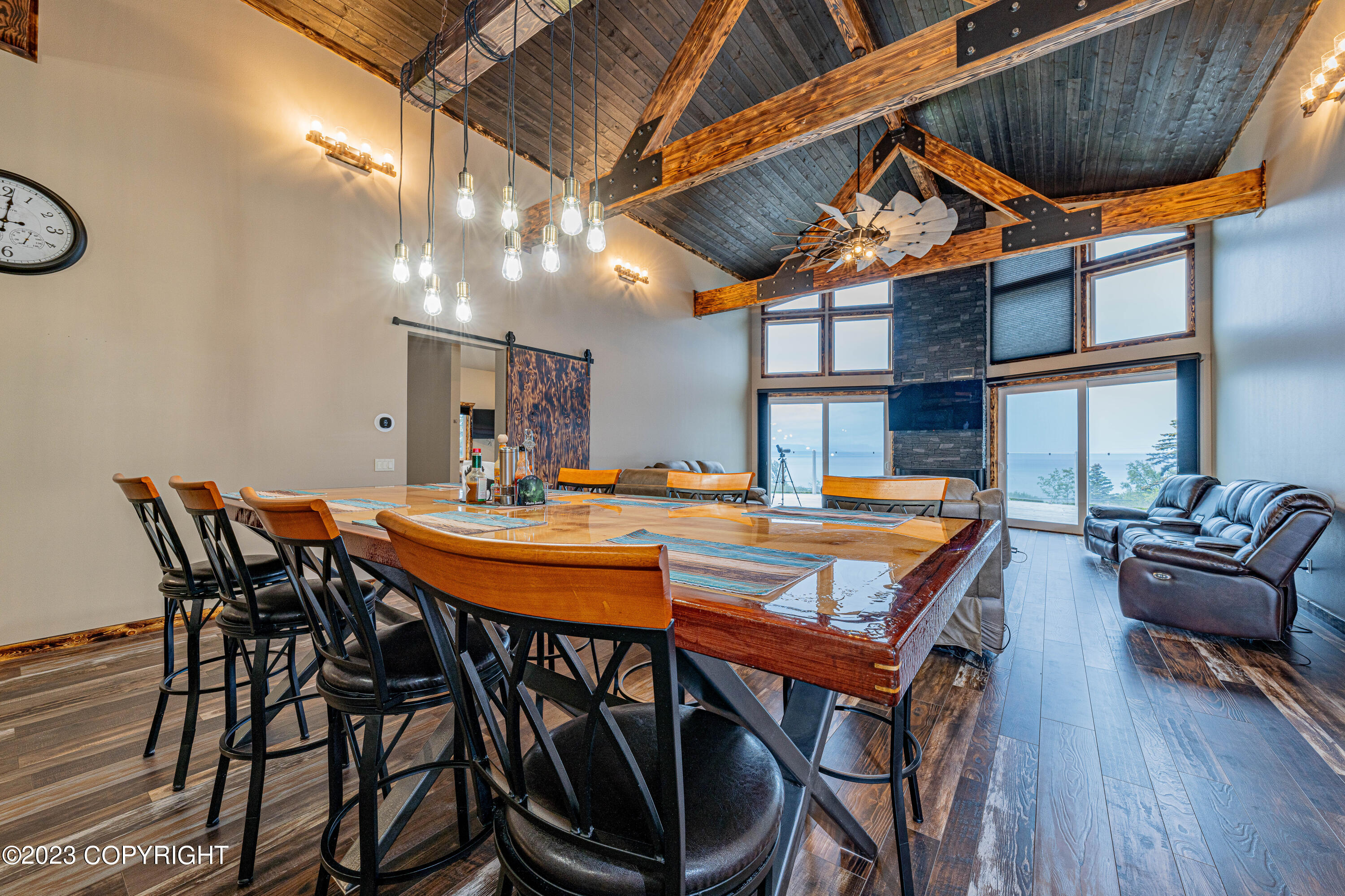 1546 Sterling Highway