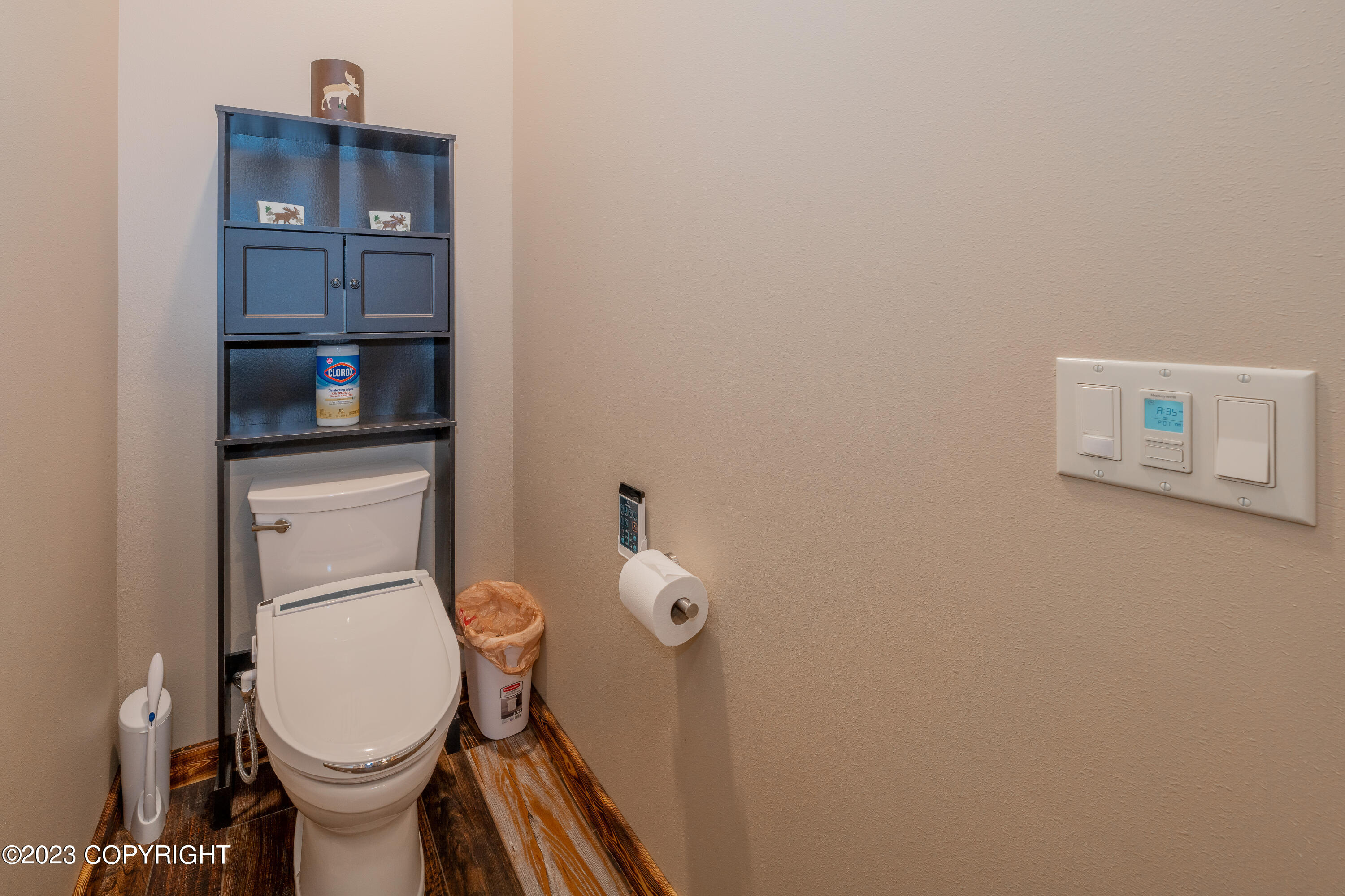 1546 Sterling Highway