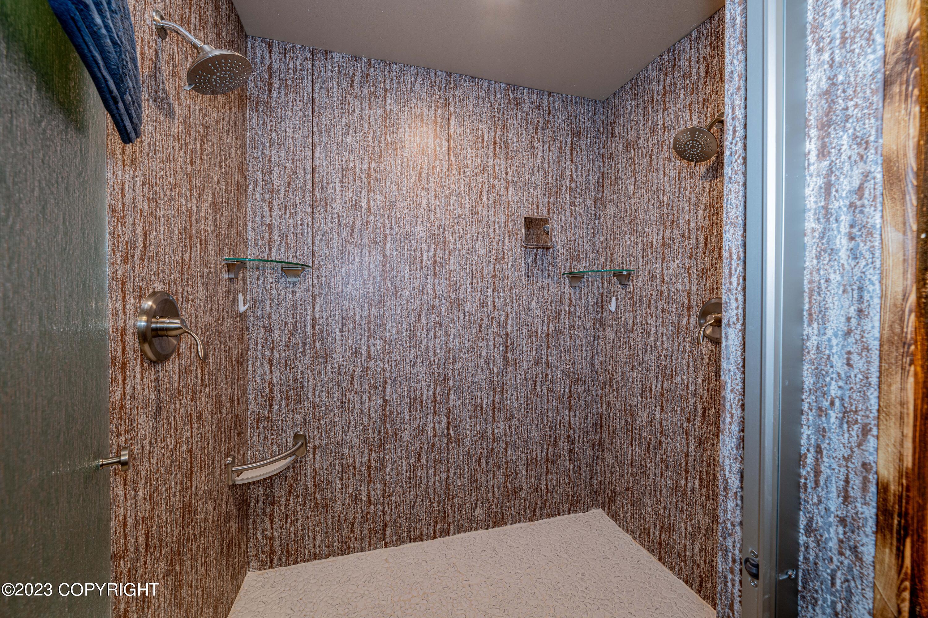 1546 Sterling Highway