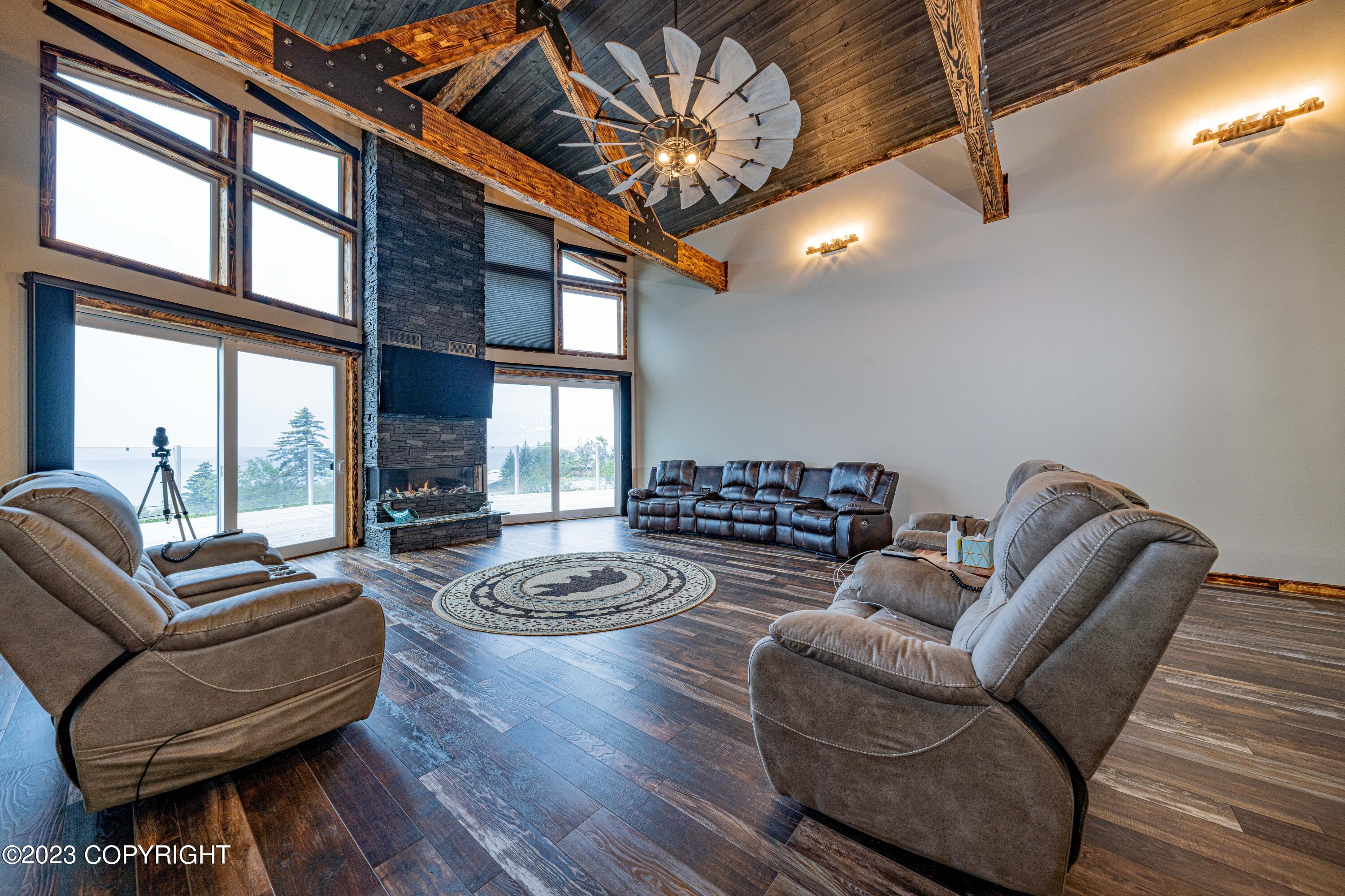 1546 Sterling Highway