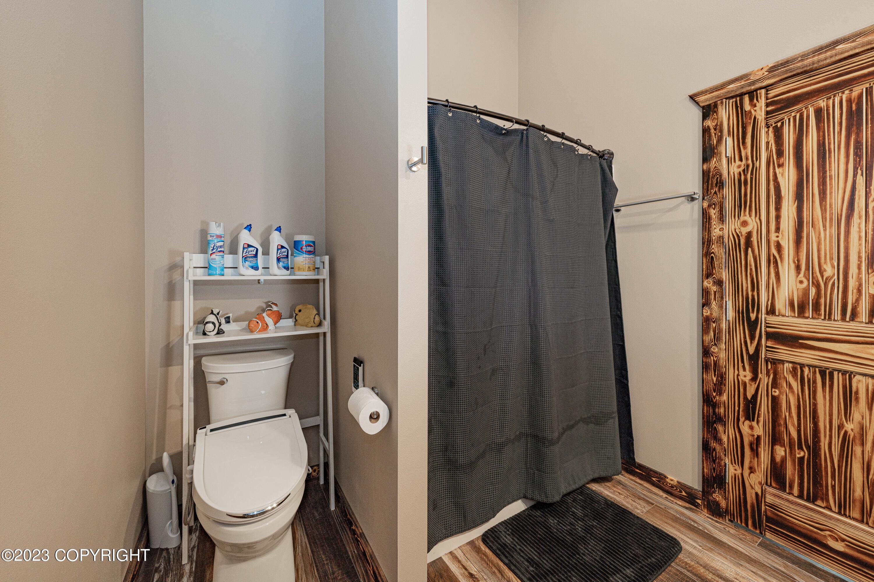 1546 Sterling Highway