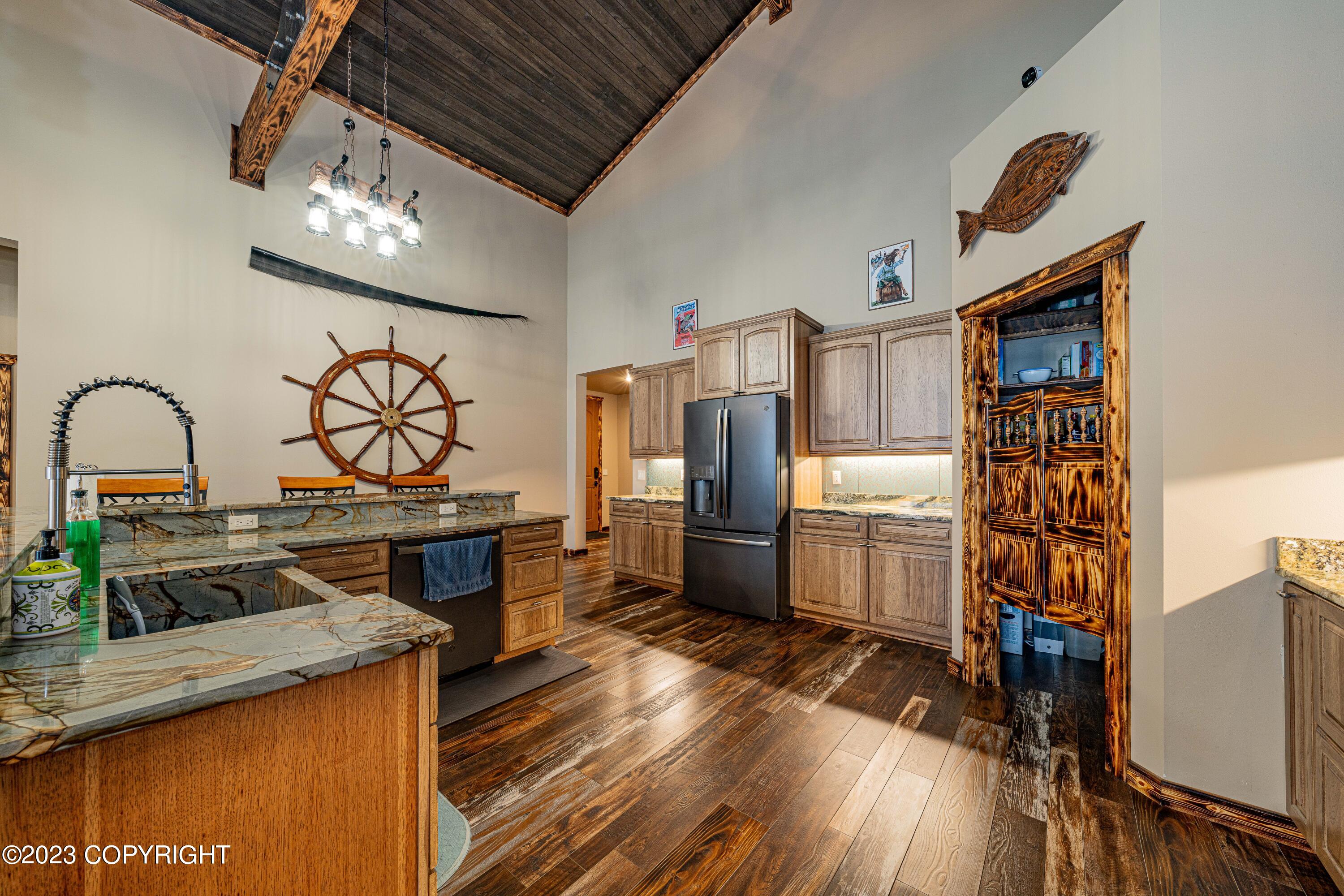 1546 Sterling Highway