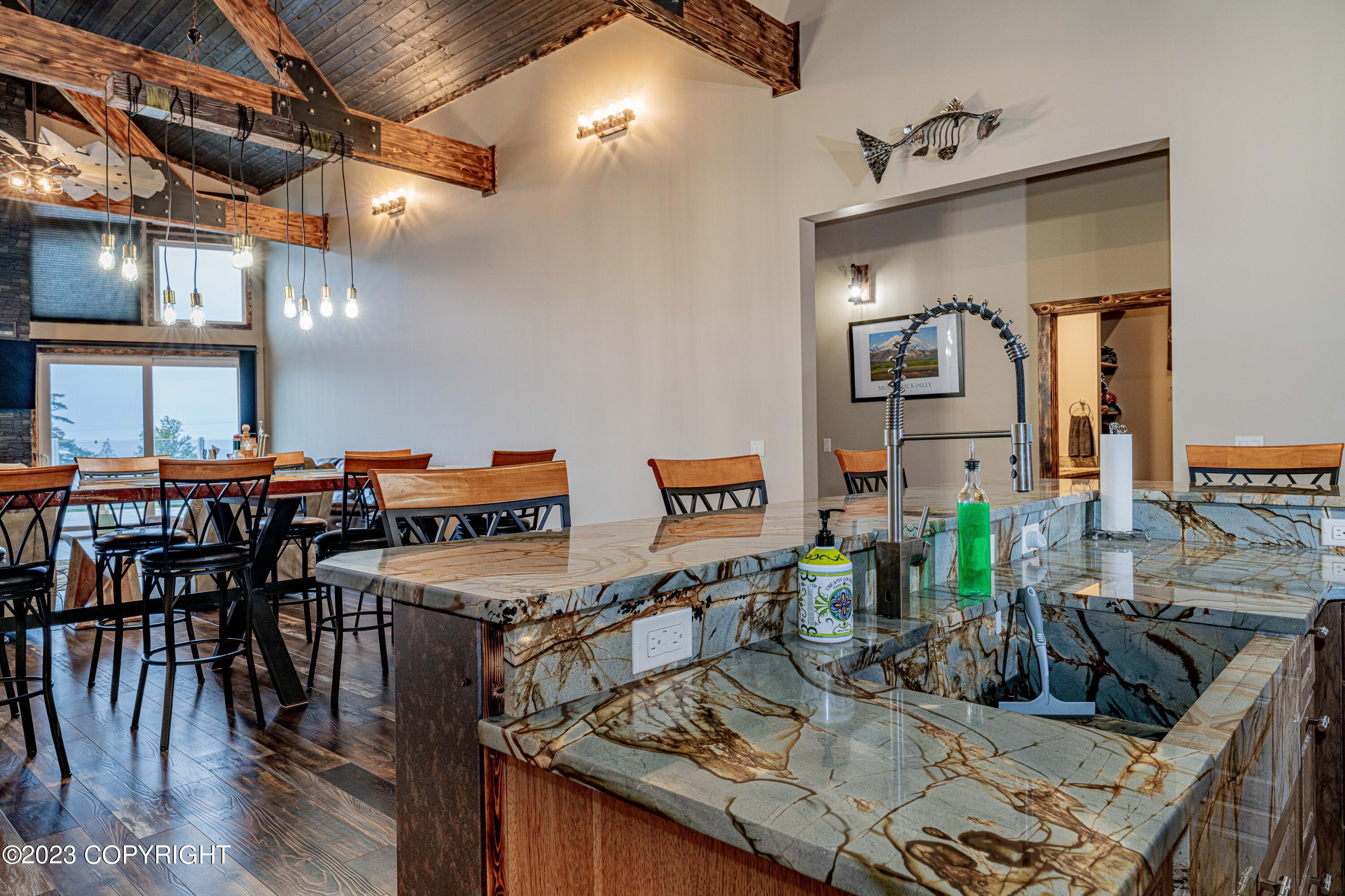 1546 Sterling Highway