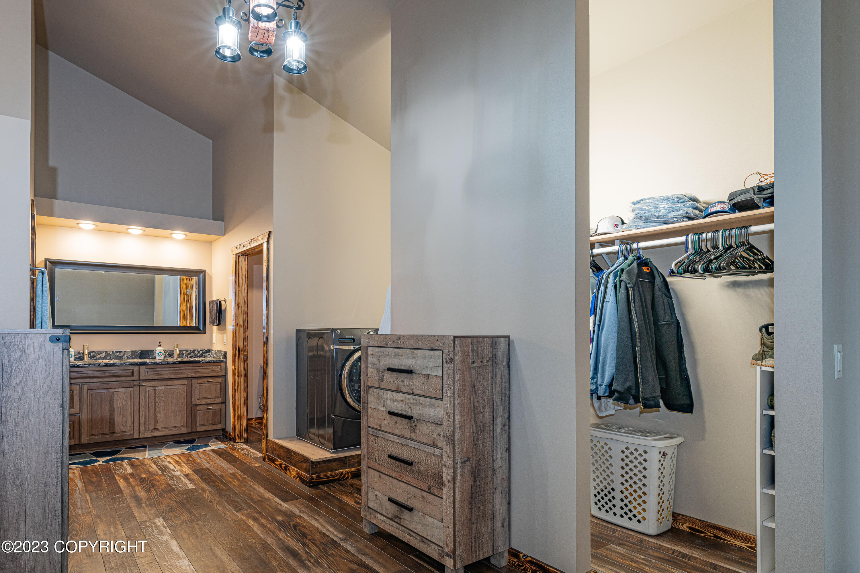 1546 Sterling Highway