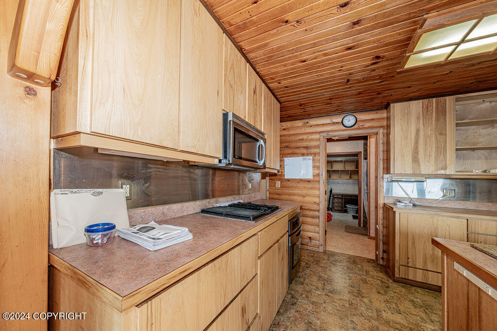 40349 Portlock Drive