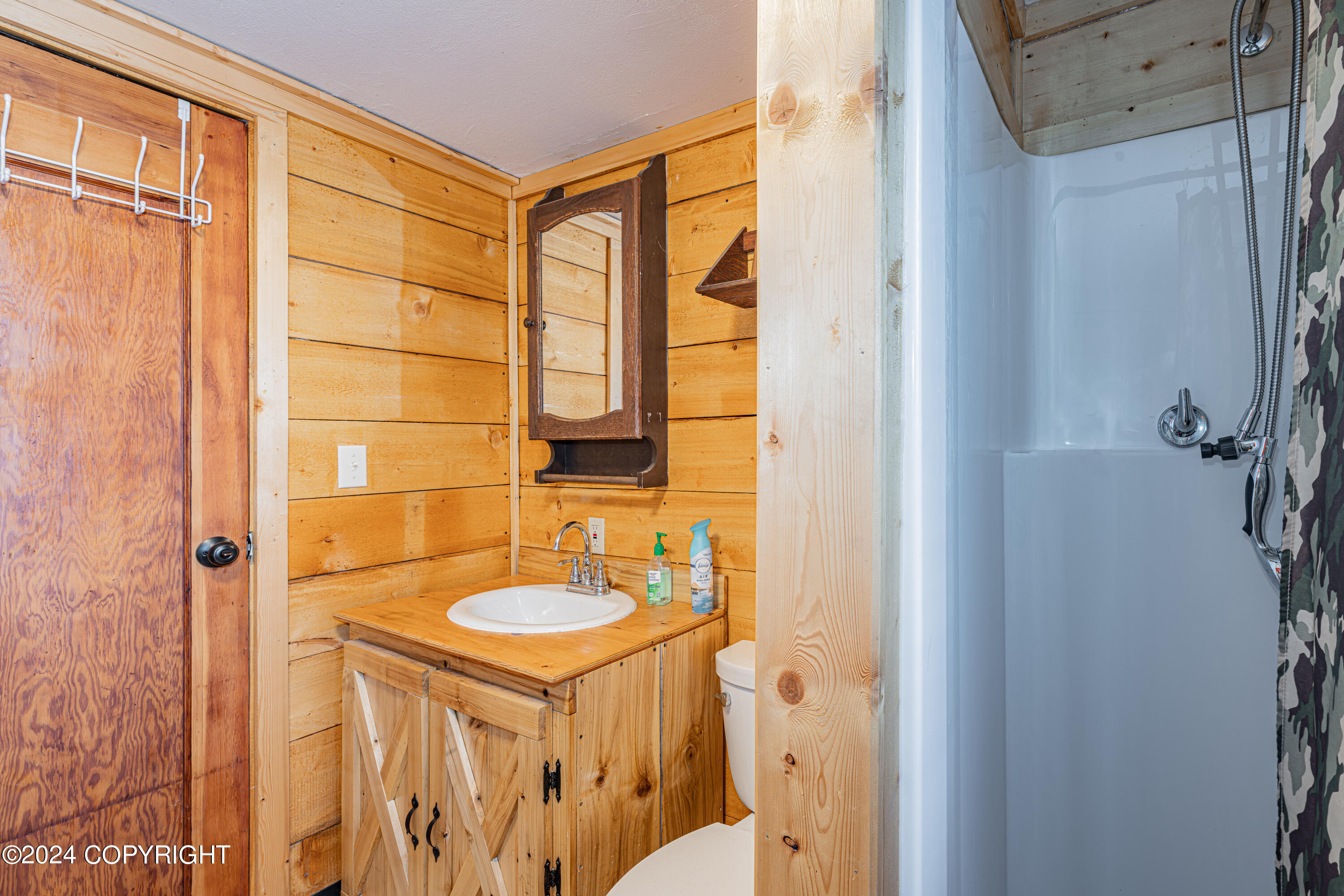 35090 Quartz Creek Road