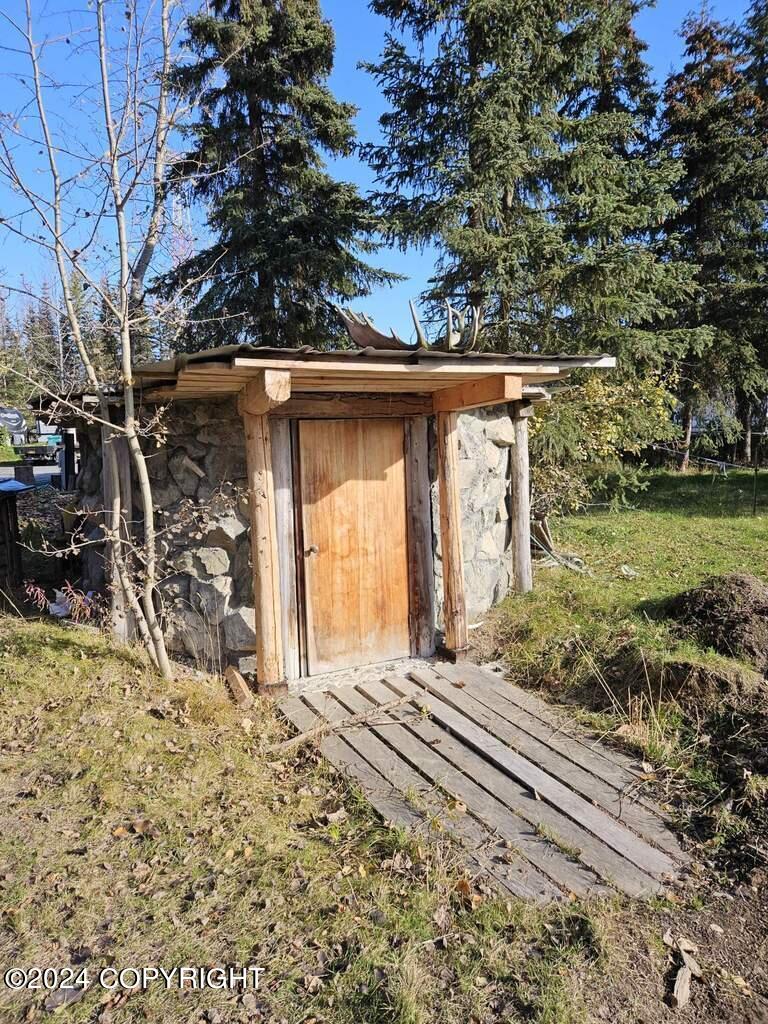 35090 Quartz Creek Road