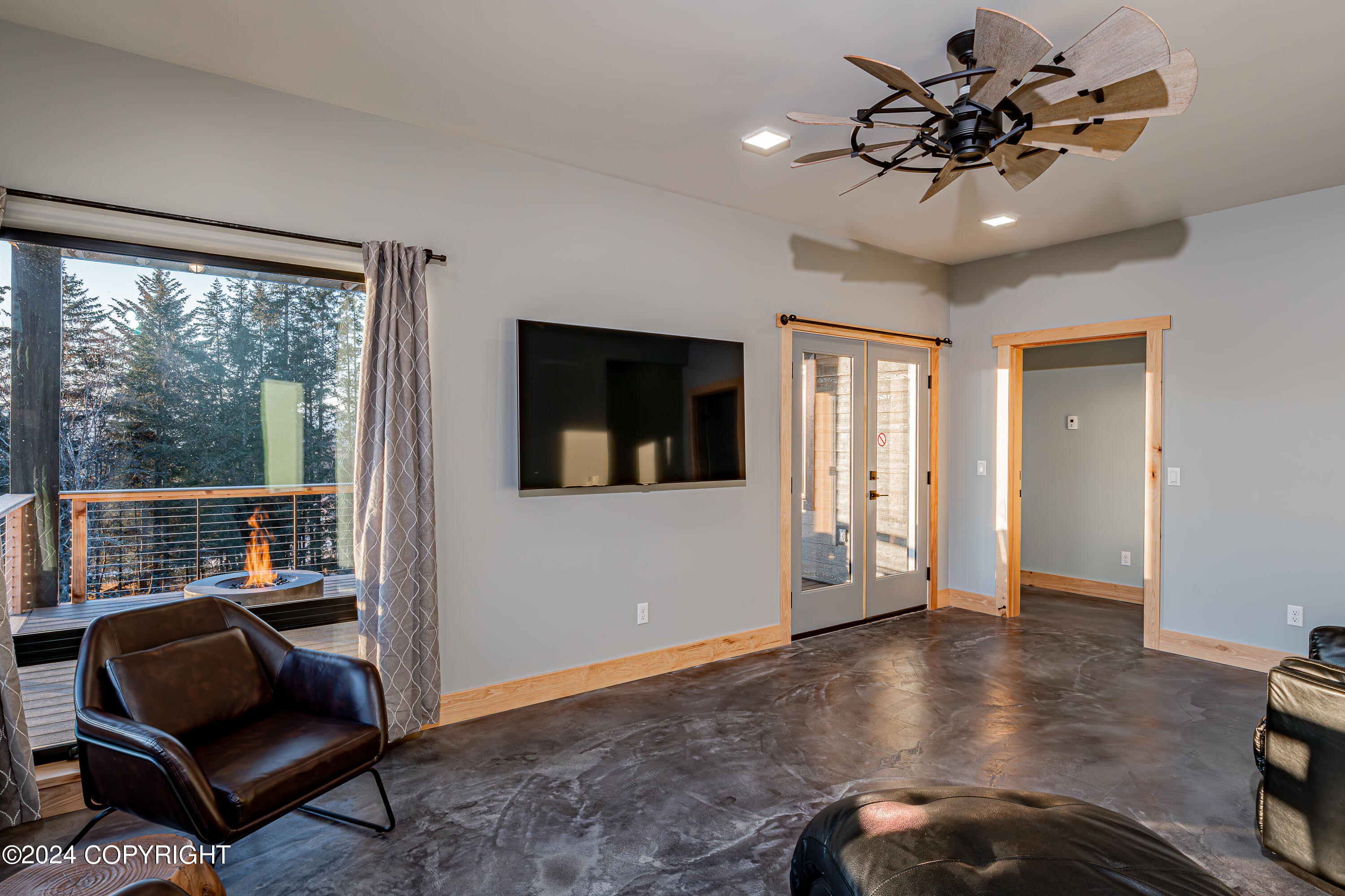 4645 Craftsman Road