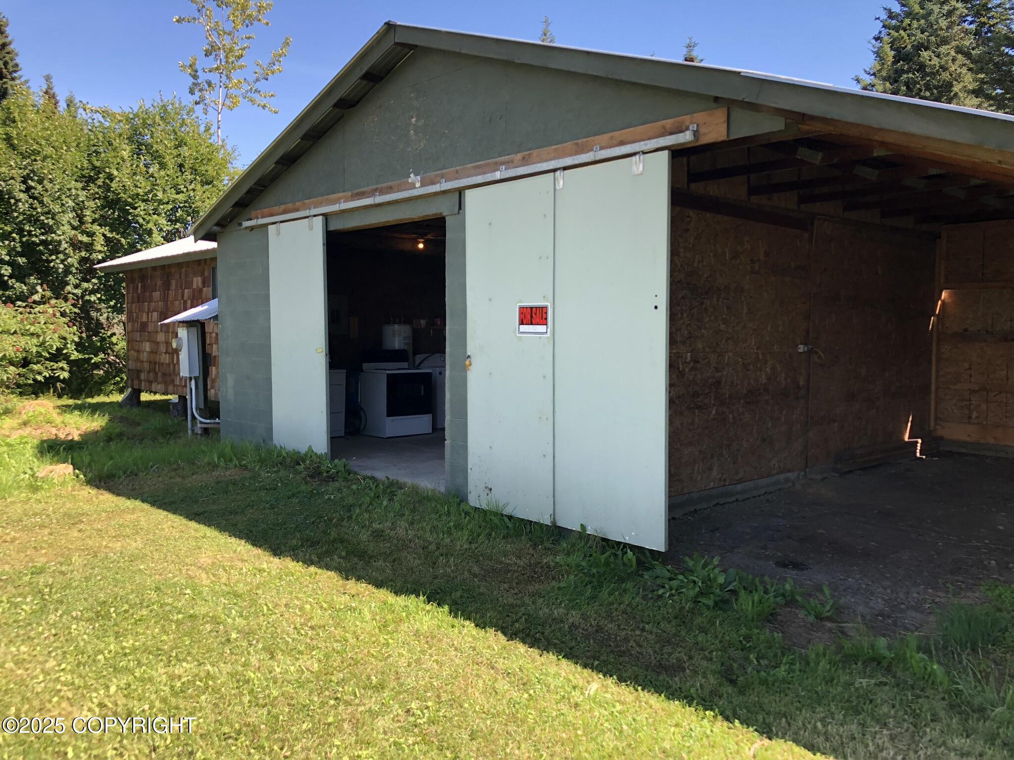 48526 Morrison Drive