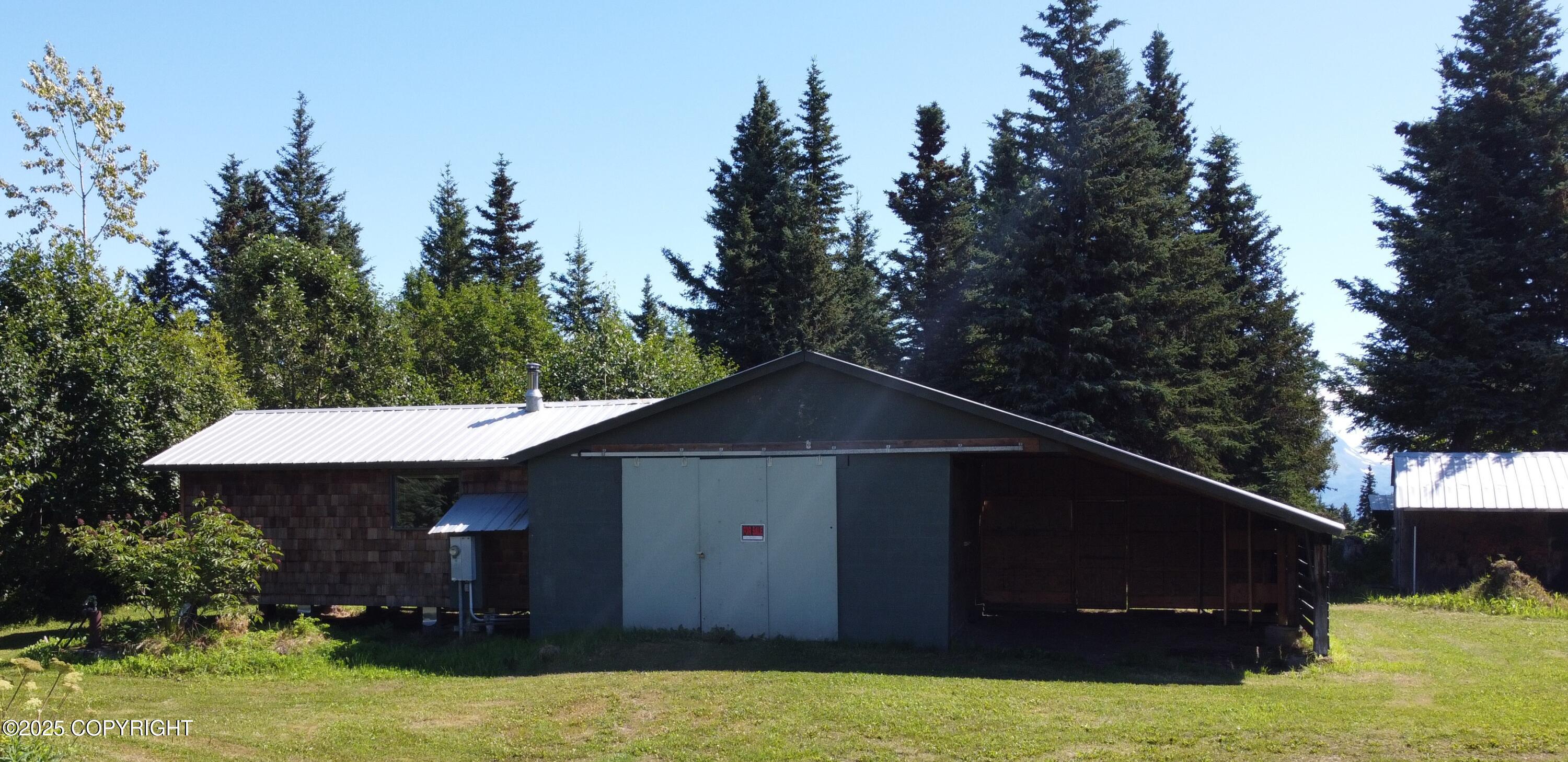 48526 Morrison Drive