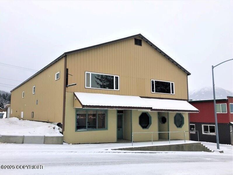 16 Main Street