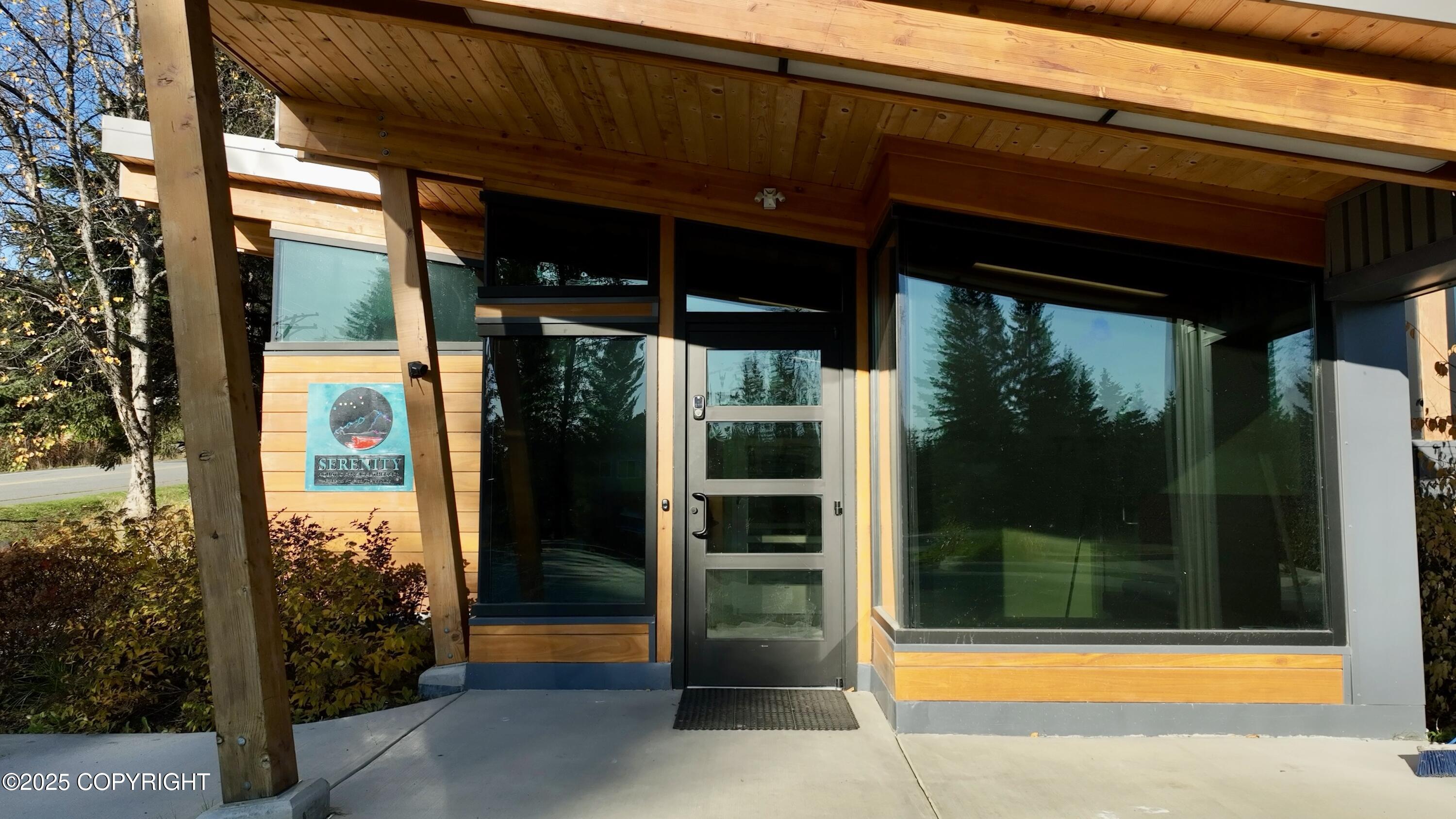 210 W Fairview Avenue, Homer