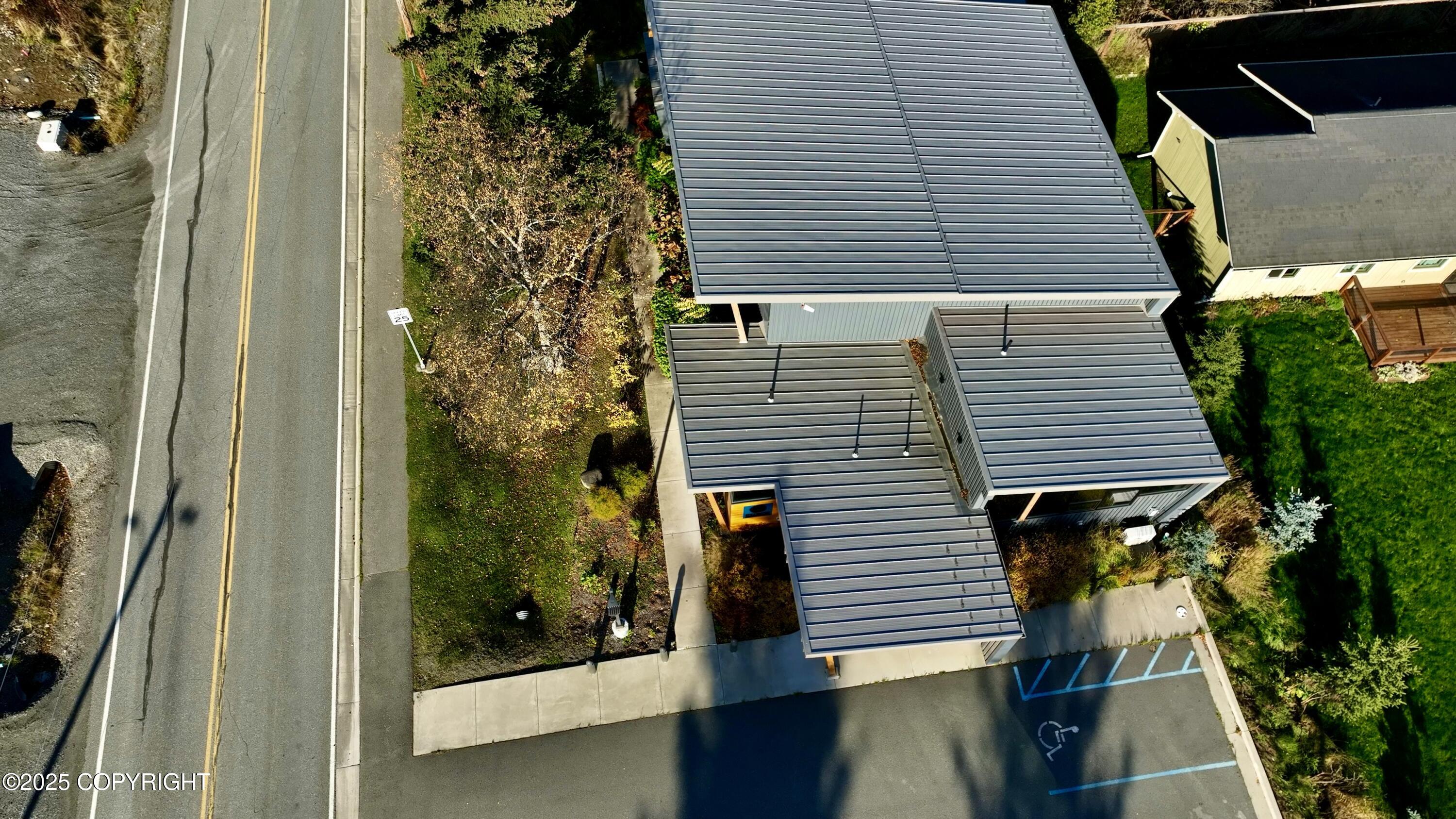 210 W Fairview Avenue, Homer