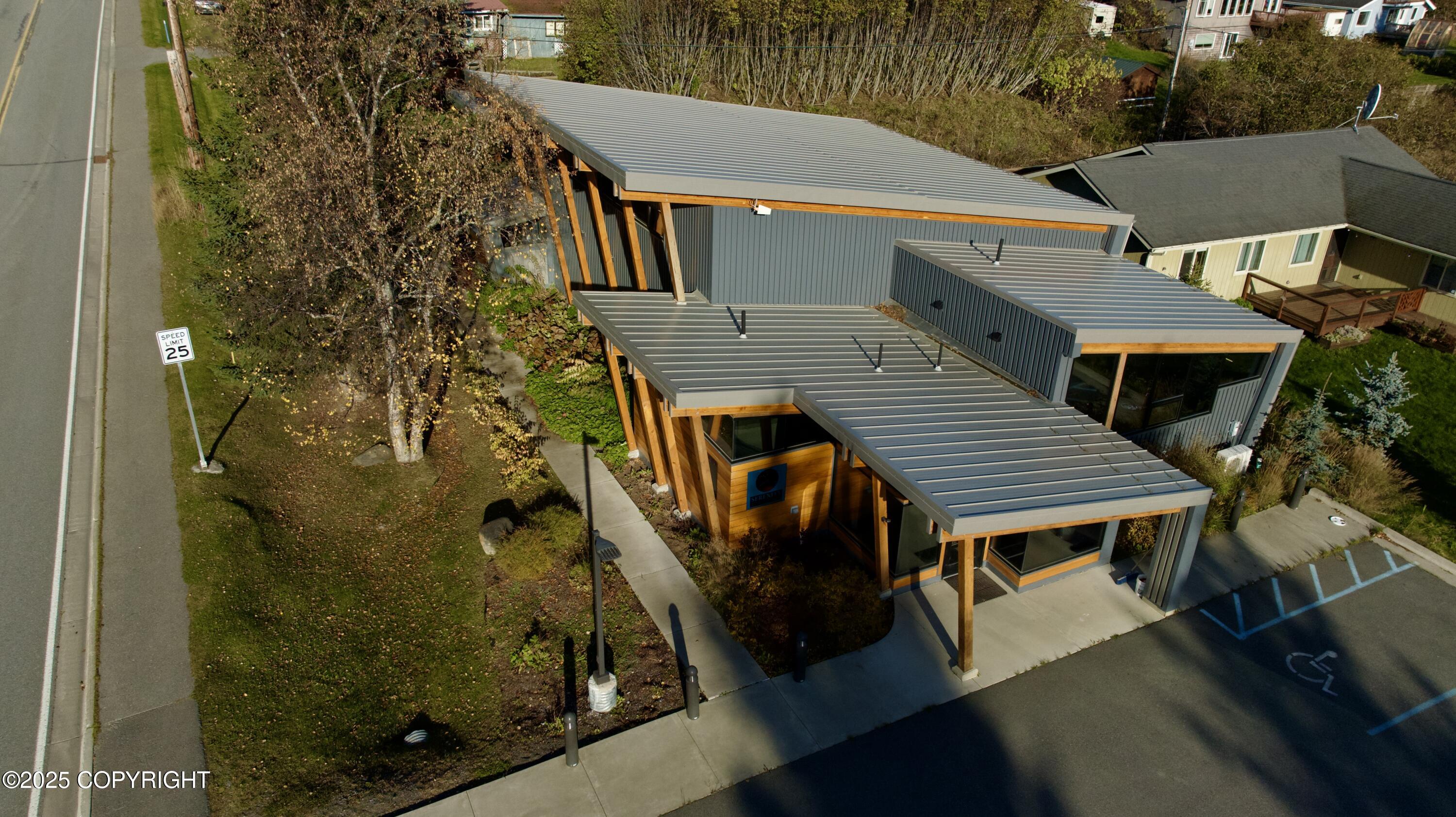 210 W Fairview Avenue, Homer