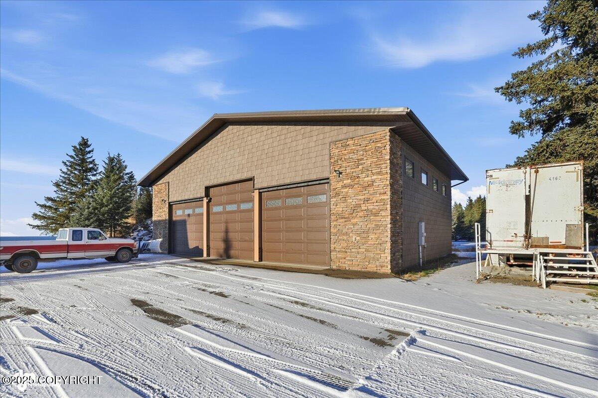 34143 HMS Resolution Road