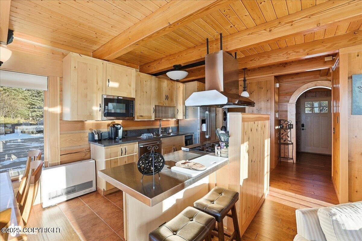 34143 HMS Resolution Road