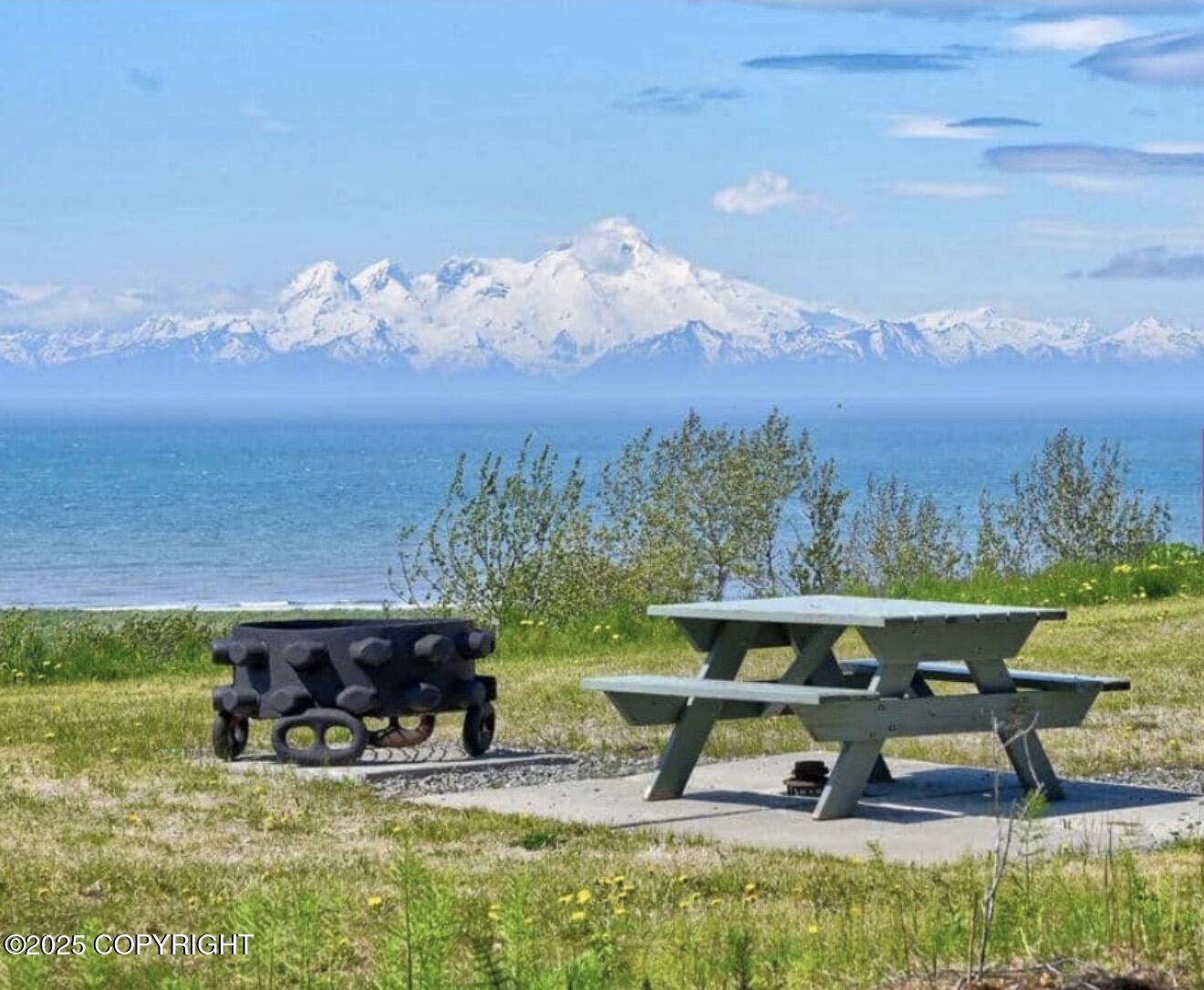 34143 HMS Resolution Road