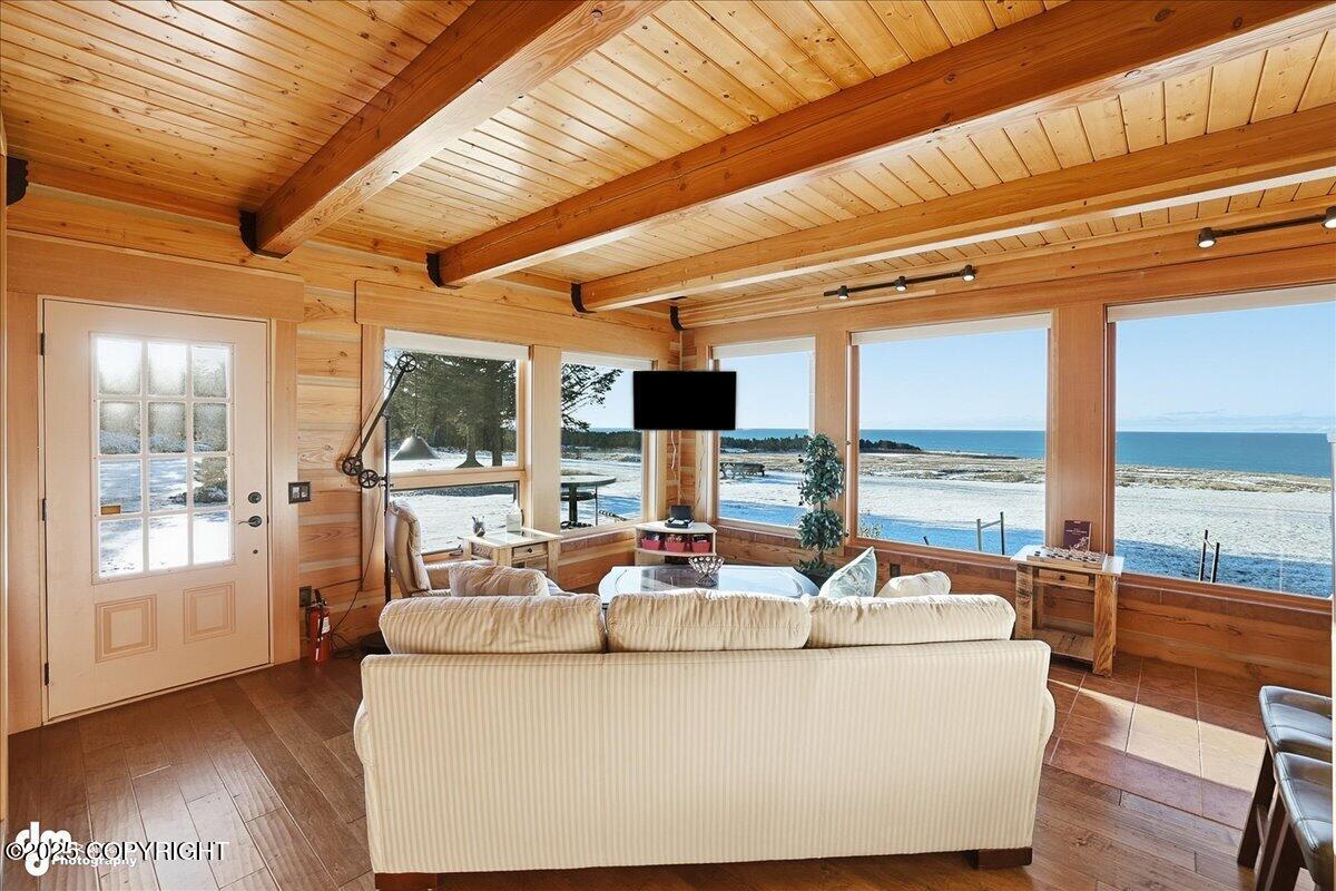 34143 HMS Resolution Road