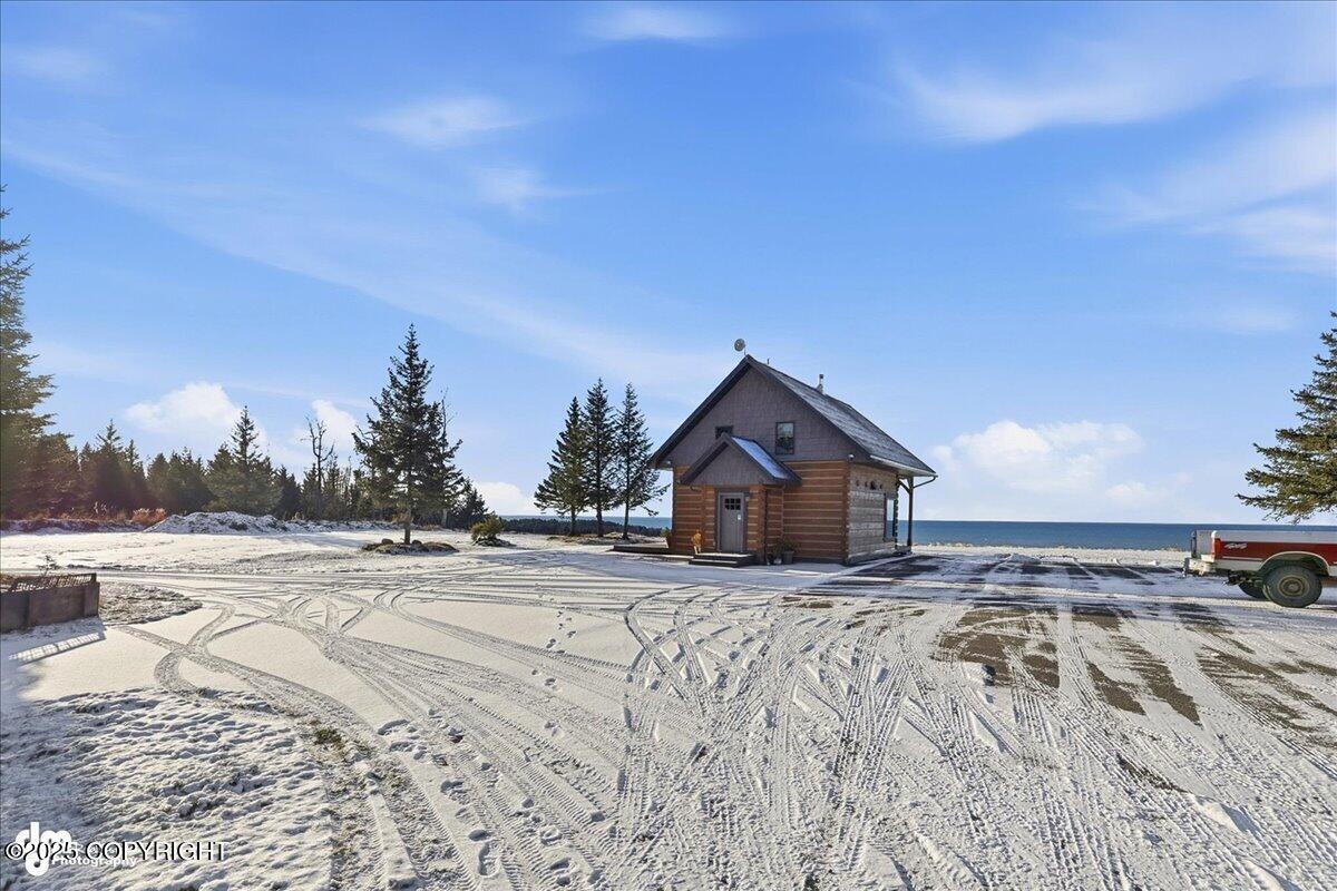 34143 HMS Resolution Road