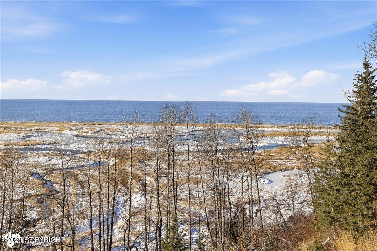 34143 HMS Resolution Road