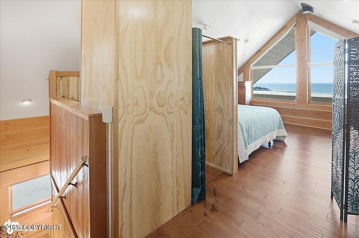 34143 HMS Resolution Road