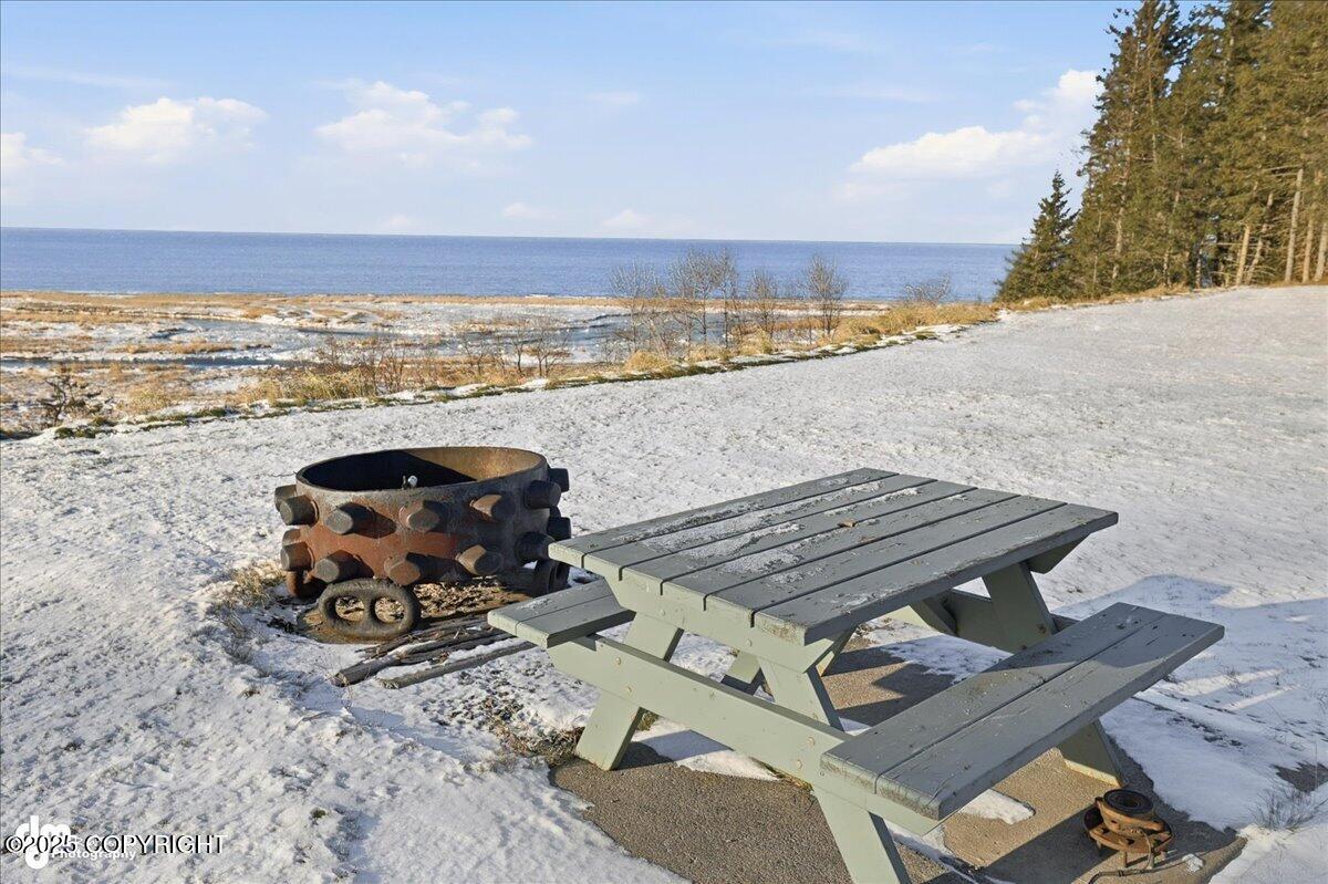 34143 HMS Resolution Road