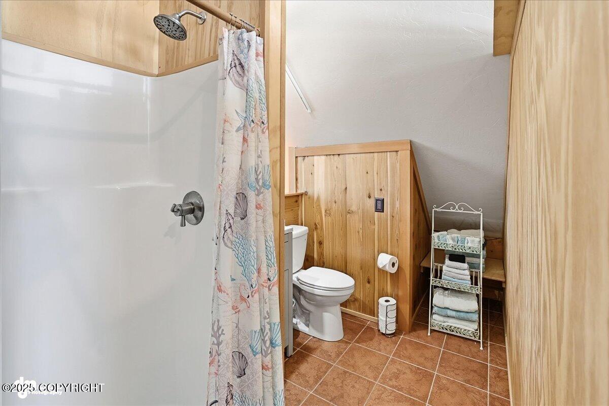 34143 HMS Resolution Road