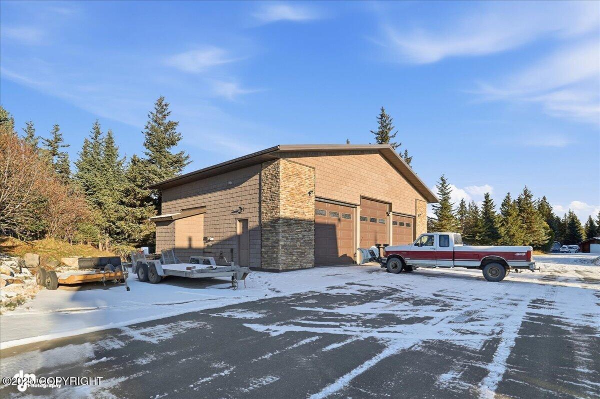 34143 HMS Resolution Road