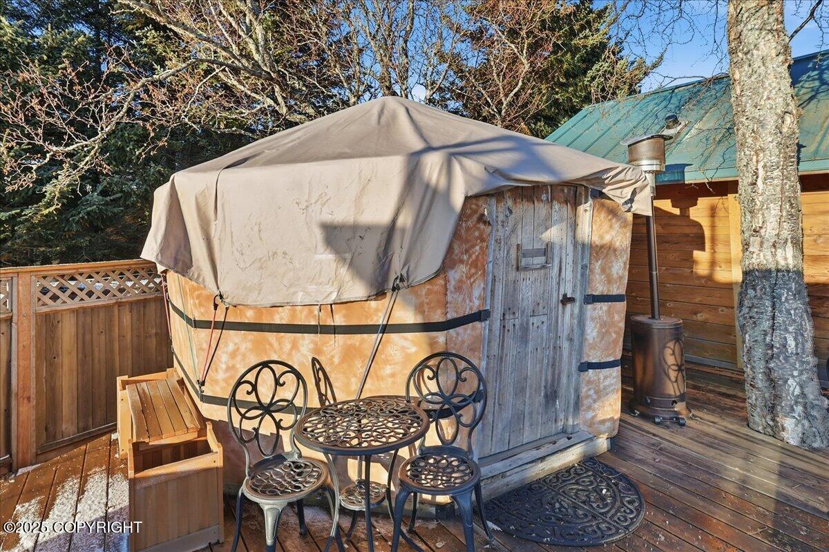 895 Ocean Drive Loop