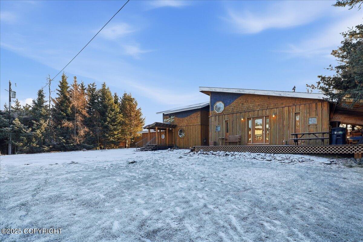 895 Ocean Drive Loop