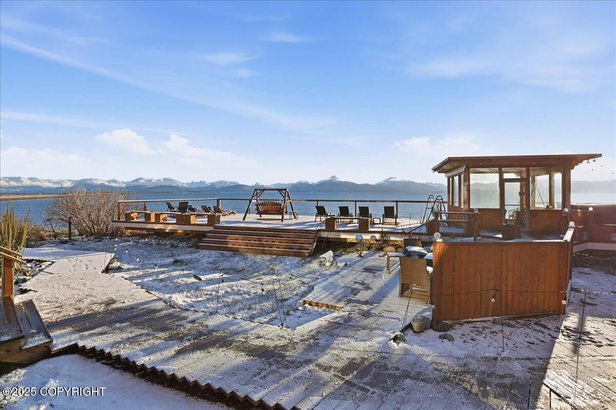 895 Ocean Drive Loop