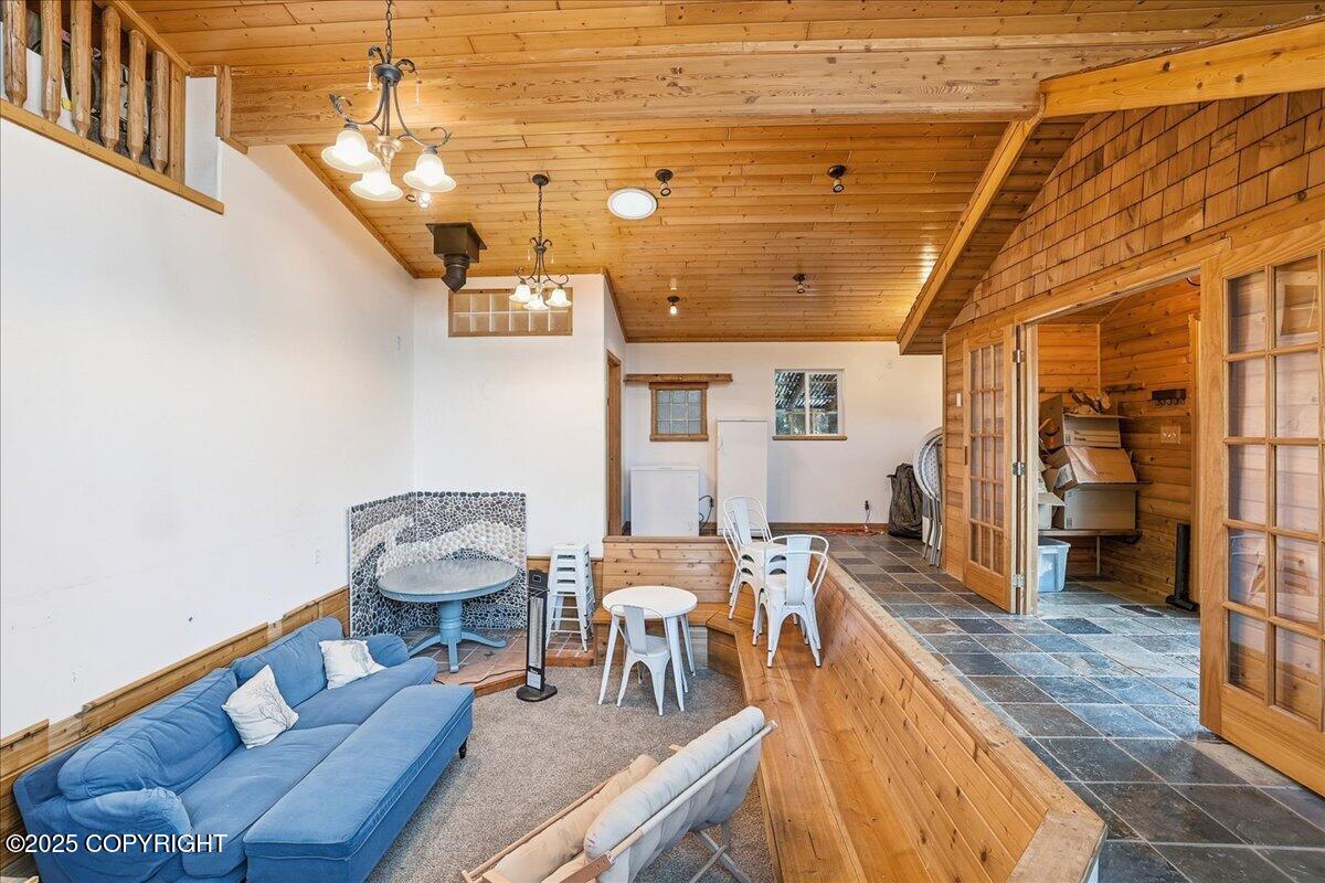 895 Ocean Drive Loop