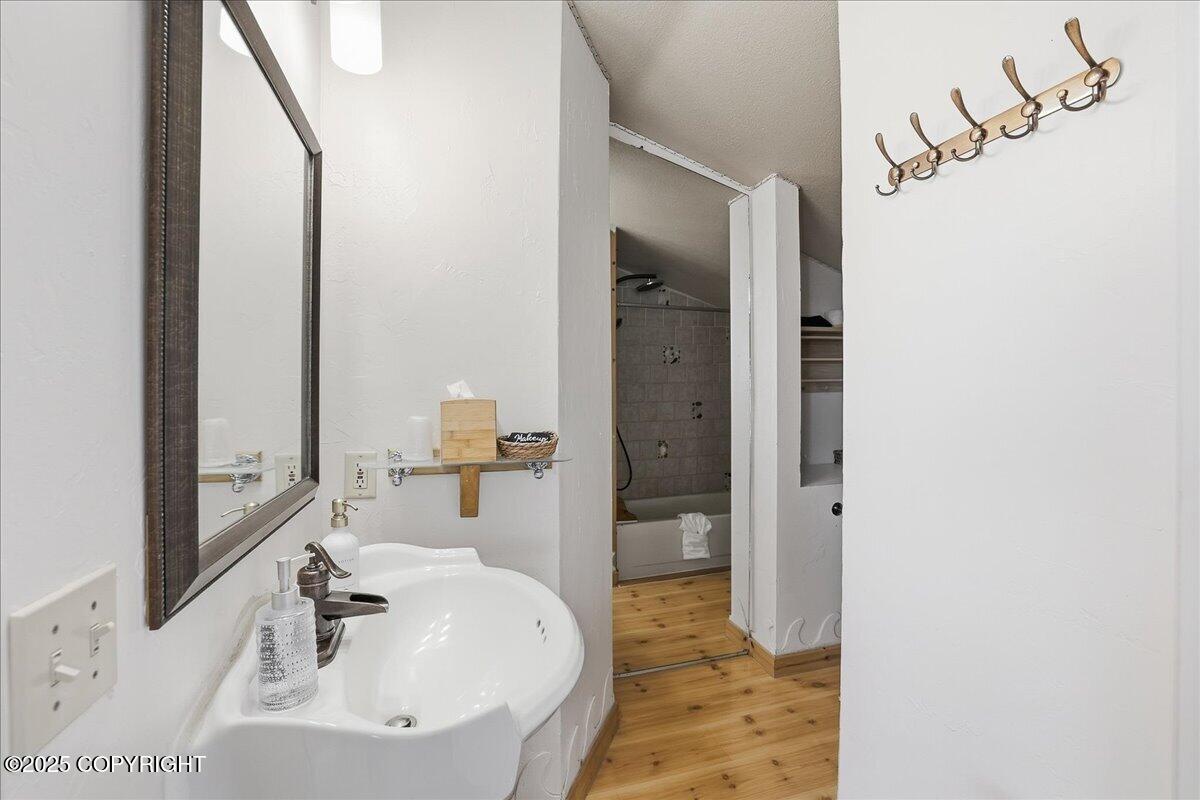 895 Ocean Drive Loop