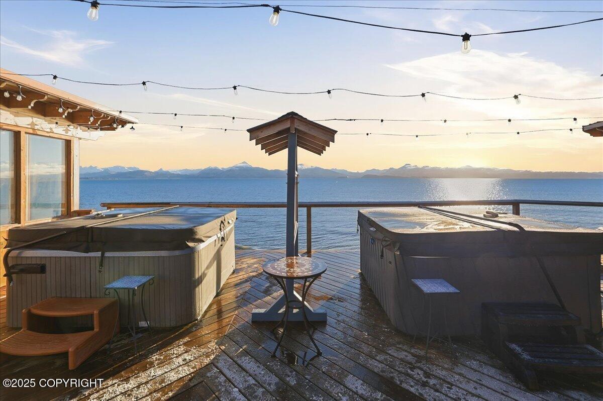 895 Ocean Drive Loop