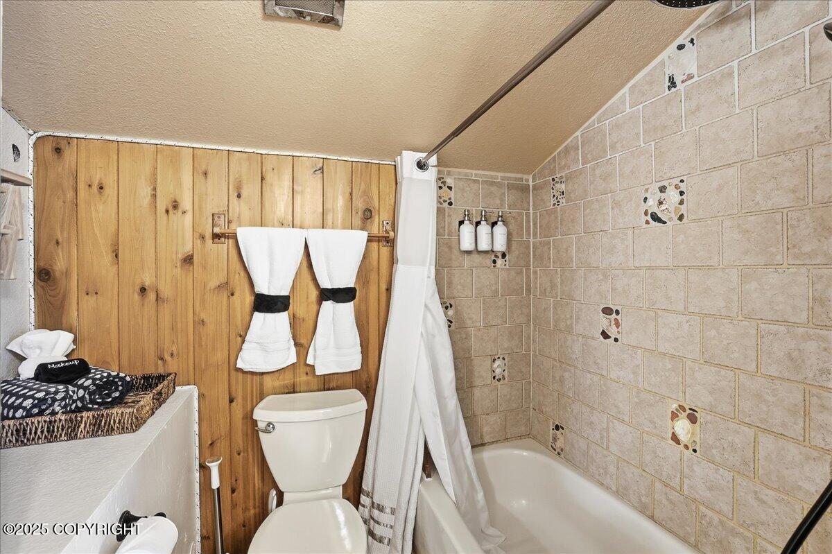 895 Ocean Drive Loop